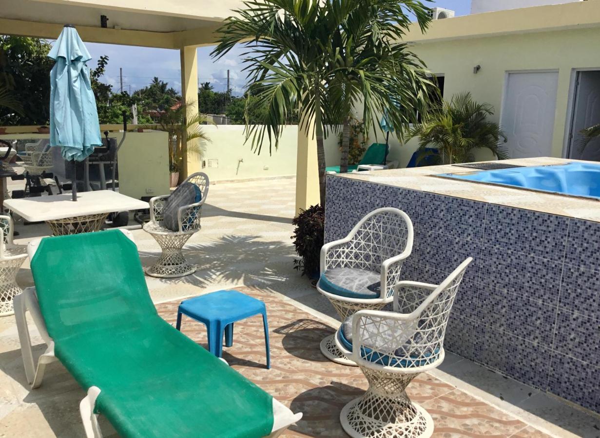 Posada El Sol, Home Near Airport Sdq Бока Чика Екстериор снимка