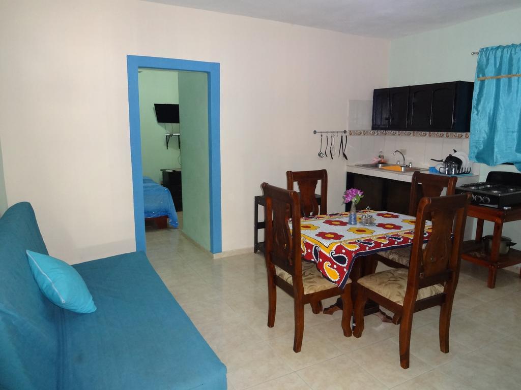 Posada El Sol, Home Near Airport Sdq Бока Чика Стая снимка